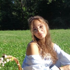 Aurora, Babysitter in Gazzada Schianno