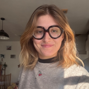 Viola, Babysitter in Arona
