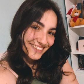 Elisa, Babysitter a Villasor