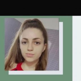 Sara, Babysitter a Forino