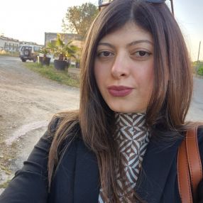 ADA, Babysitter a Locri