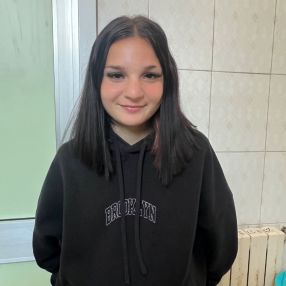 Sofia, Babysitter a Bedizzole