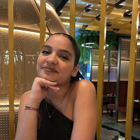 Yassmine, Babysitter in Cannara