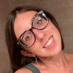 Aurora, Babysitter a Terno D'isola