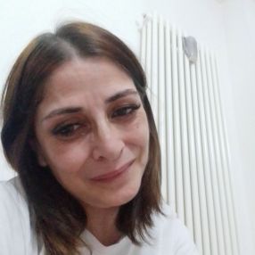 Veronica, Babysitter a Mirandola