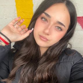 Aurora Chiara, Babysitter in Letojanni