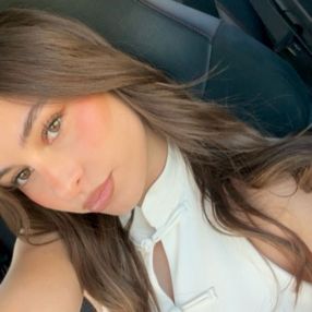 Simona, Babysitter a Trentola-ducenta