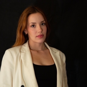 Anna, Babysitter a Cagliari