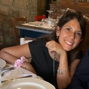 Michela, Babysitter a Manziana