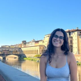 Anna Iolanda, Babysitter a Montelabbate