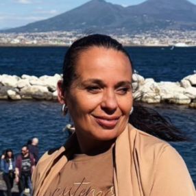 Manuela, Babysitter a Villaricca