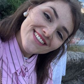 Anna, Babysitter a Sant'anastasia