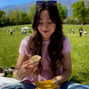 Elena, Babysitter a Prata di Pordenone