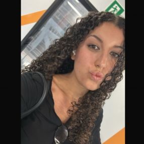 Emily, Babysitter a Colonnella