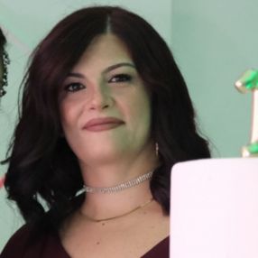Angela, Babysitter a Torre del Greco