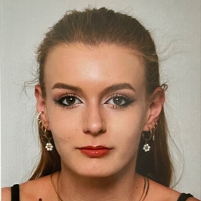 Roxana, Babysitter a Urbino