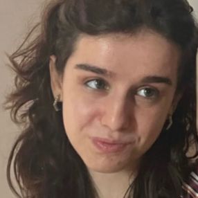 Giulia, Babysitter in Castelnuovo del Garda