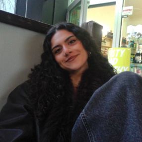 Azzurra, Babysitter in Carmiano