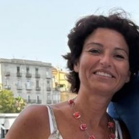 Antonella, Babysitter a Pollena Trocchia