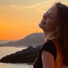 Arianna, Babysitter a Quattro Castella