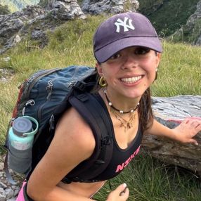 Gloria, Babysitter a Veduggio Con Colzano