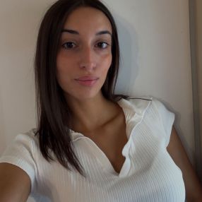 Alice, Babysitter a Priverno