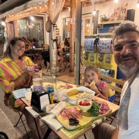 Eleonora, Family in Mirandola