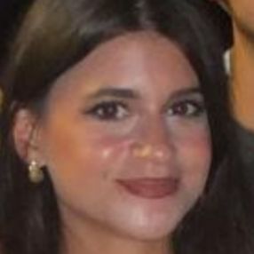 Claudia, Babysitter a Qualiano