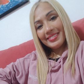 Annys, Babysitter a Toscanella