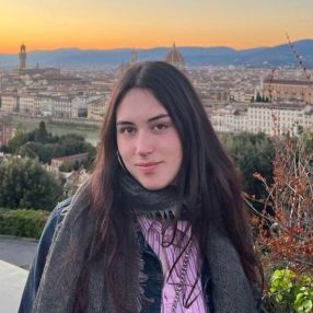 Angelica, Babysitter a Arconate