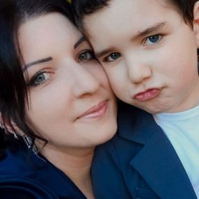 Veronica, Family in Paternò