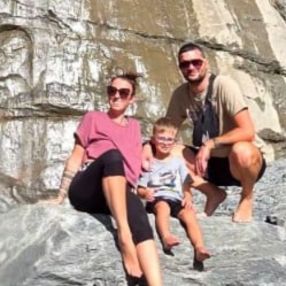 Dome, Famiglia a La Loggia