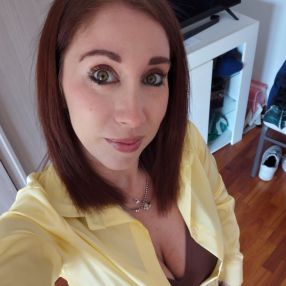 Elena, Babysitter a Fidenza