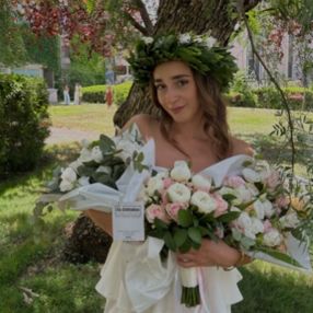 Antonia, Babysitter a Atripalda