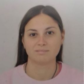 Giulia, Babysitter in Velletri