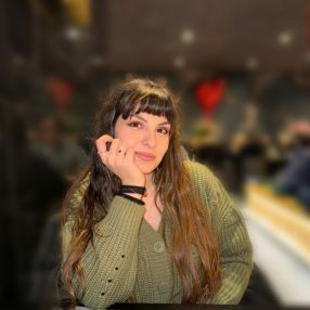 Giulia, Babysitter a Passignano Sul Trasimeno