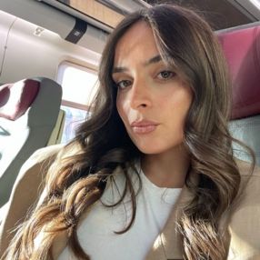 Martina, Babysitter a Portici