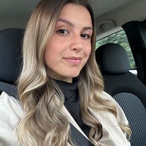 Cristina, Babysitter a Orezzo