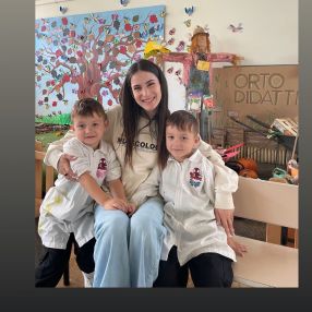 Izabela, Babysitter a Samarate
