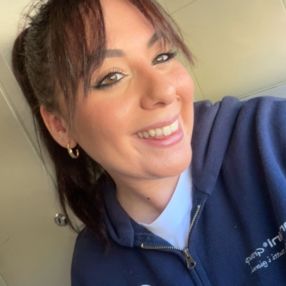 Annaclelia , Babysitter a Teramo