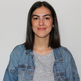 Maria Elisa, Babysitter a Oristano