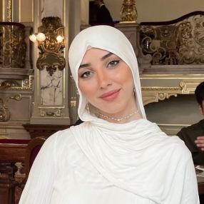Majda, Babysitter a Sulbiate