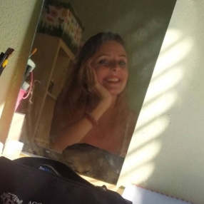 Giada, Babysitter a Dalmine