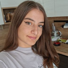 Dalila, Babysitter a Cogliate