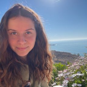 Klementina, Babysitter a Paese