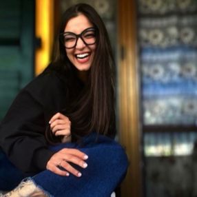 Michela, Babysitter a Senigallia