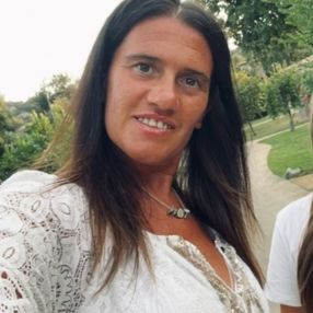 Elena, Babysitter a Barzago