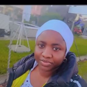 Ndoye, Babysitter in Valsamoggia