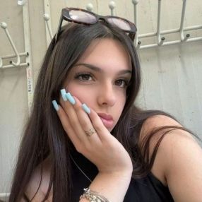 Giordana, Babysitter a Tremestieri Etneo