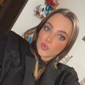 Antonia, Babysitter in Fisciano